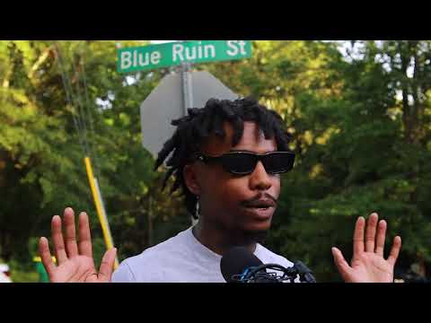 Spazz Rambo - 1:00AM (Mic Performance Video)