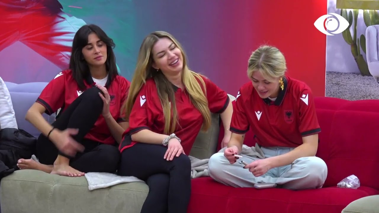 Zarf/ Kiara dhe Olta do darkojnë dhe luajnë në suitë