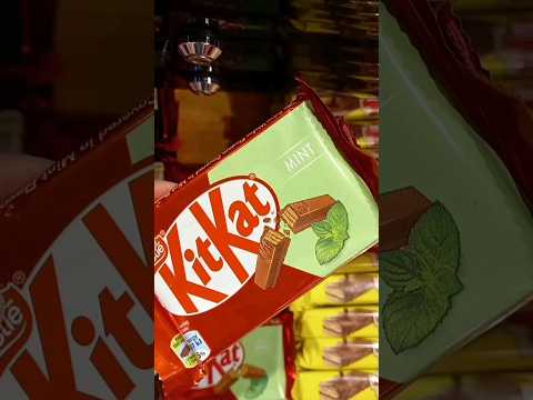 mint kitkat👀💚