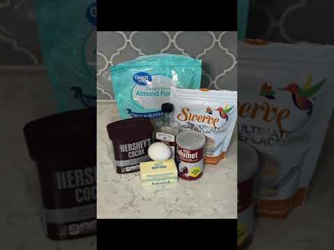 Keto chocolate mug cake