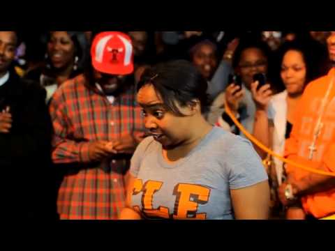 Queen Vixen vs Nina Nicole