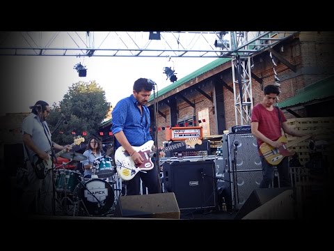 Histéricos - So Close (Centro Cultural Matucana 100, Abril 2015)