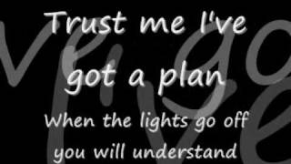 Pain - Three Days Grace [Lyrics]