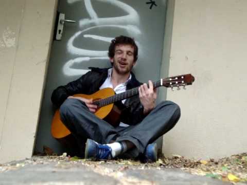 Igit seul, rue du calvaire / 파리 거리의 음악가들 19