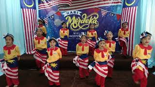 Download lagu Standing in the eyes of the world mp3