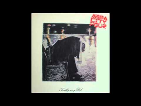 Mega City Four ‎– Terribly Sorry Bob
(FULL ALBUM 1991)