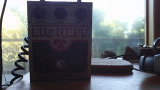 Video thumbnail for 1979 Big Muff, v5, Op-Amp by devnulljp