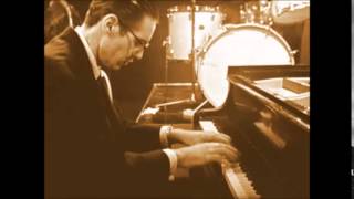 Bill Evans Trio  -  'Round Midnight