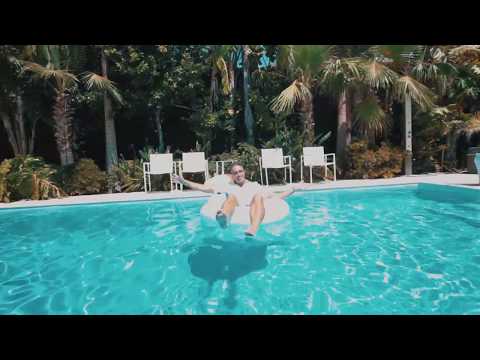 Luxurious Villa in Bendinat with tropical garden and pool - bconnected Real Estate