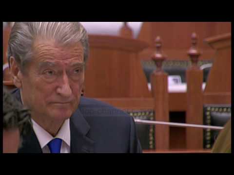 Kuvend, Paloka: Referendum për plehrat - Top Channel Albania - News - Lajme