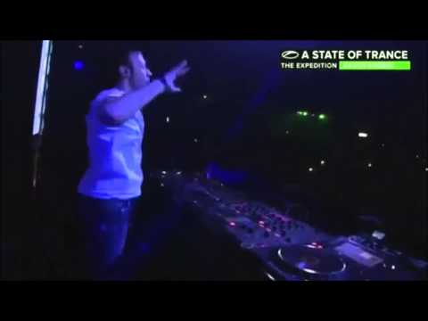 Armin Van Buuren & Mikkas vs. Hardwell & W&W - Beautiful Jumper (Andrew Rayel Mashup)