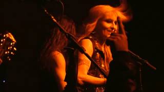 DORO (Warlock) "Out of Control" Live