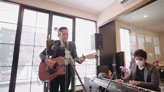Download lagu MENEMUKANMU - SEVENTEEN | FELIX IRWAN #LIVE #SURABAYA mp3