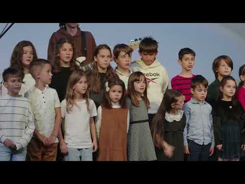 Domnul Minunilor - Corul de copii Peniel Bistrita