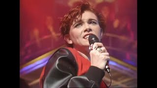 Cathy Dennis &amp; D Mob - C'mon And Get My Love (Top Of The Pops 1989)