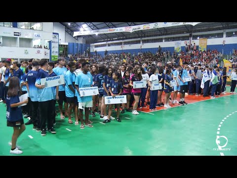 Dois Vizinhos cedia jogos escolares Bom de Bola