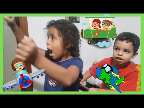 Brincando de Avio Escolinha Muitas Brincadeiras Legais Crianas Brincando