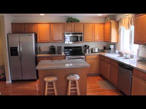 Video Tour: 50 Quarry Lane #49 Meriden, CT