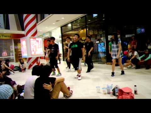 120817 KPOP Dance Off Vol 25 - B2ST: Soom