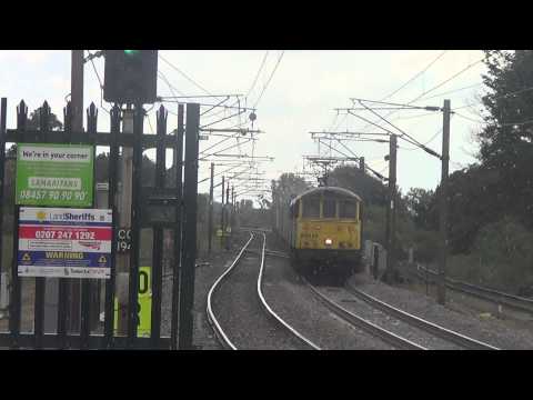 86623 + 86609 Pass Manningtree in th rain