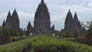 preview picture of video 'Prambanan, Java - Indonesien Travel Channel'