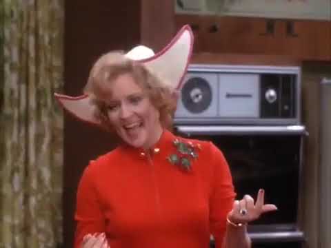 The Mary Tyler Moore Show S5E09 Not a Christmas Story (November 9, 1974)
