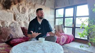 Por que desprezar uma mulher funciona? 