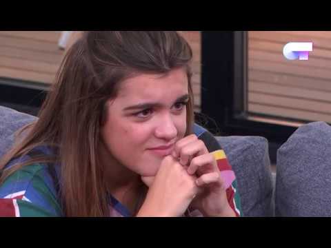 Alfred sings and moves Amaia | OT 2017