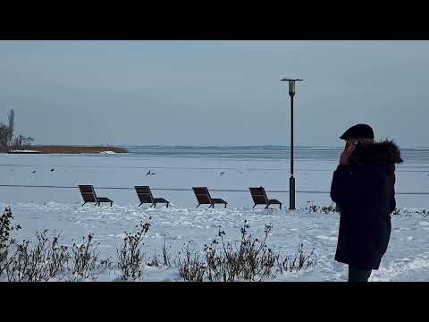 Der Balaton seit Jahren das erste Mal wieder komplett zugefroren