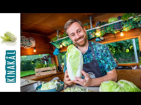 Sådan skærer du kinakål på to måder | GoCook by Coop