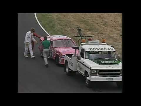 HQ Holden Racing - Auscar At Calder