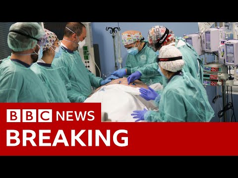 冠狀病毒。英國死亡人數突破10萬 - BBC新聞 (Coronavirus: UK deaths pass 100,000 - BBC News)