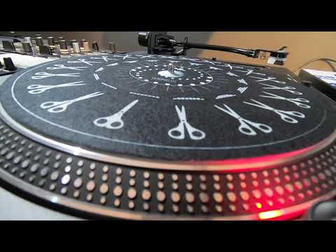 Ortofon new VNL slipmat "In ViNyL we trust"
