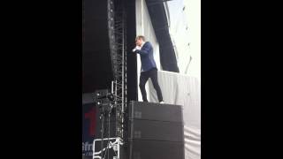 Jedward-Free Spirit @ Total Access Live 2014