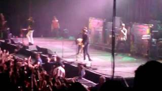 Bring It + Hollaback Boy (Live)-Cobra Starship