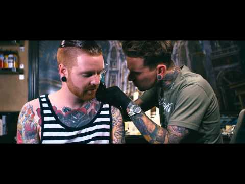 Backstage Ink | Matty Mullins of Memphis May Fire gets a Neck Tattoo by London Reese