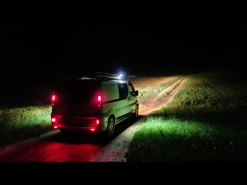 Hella Zusatzscheinwerfer und LED Seitenleuchten - Ein Kastenwagen wird zum Camper