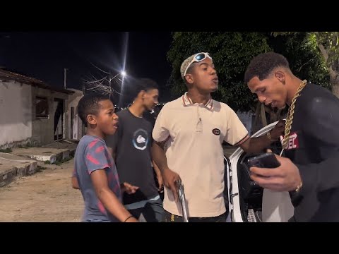 TOQUE DE RECOLHER NA FAVELA 