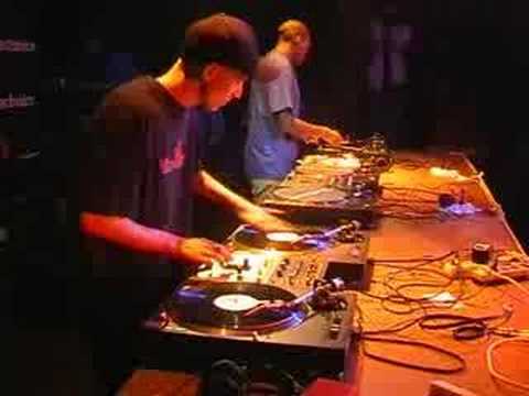DJ DYSFUNKSHUNAL - RAY-J BEAT JUGGLE (DMC Belgium Championship 2001 at Mirano, Brussels)