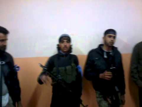 مقاتلو لواء المعتز بالله ينشدون أغنية من كلمات مازن الصبيحي