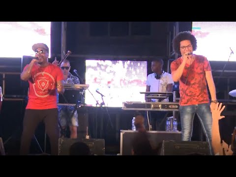 Kola Loka Negüe - La Cenicienta (En vivo)