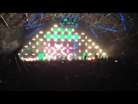 Moby (DJ Set) - Coachella 2013 - Weekend One - HD - Coachella Valley Music and Arts Festival 2013