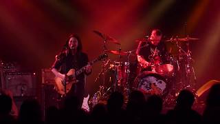 The Breeders - Nervous Mary (live @ De Oosterpoort Groningen 24.11.2018) 5/8