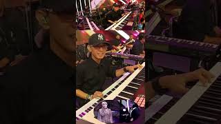 Download lagu Coach Selfi nyoba lagu tak pantas x nasib bunga. #dangdutacademy7 #ip22keyboardcam  mp3