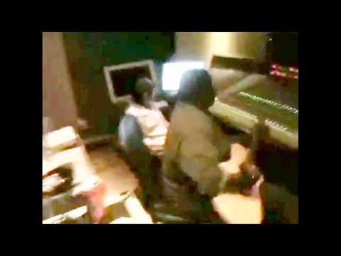 BIGG D IN THE STUDIO WITH BENZINO.