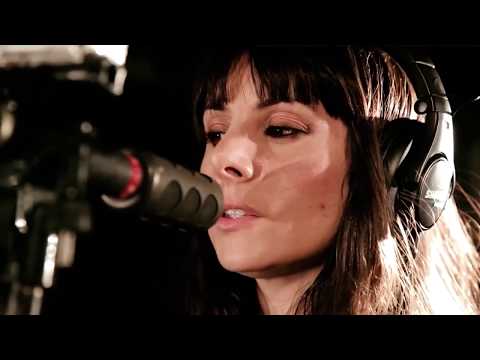 Mala Rodriguez - Tengo un trato (SesioneS Off Season)