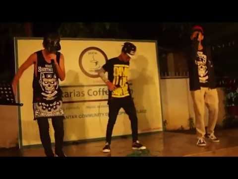 Siantar Rap Foundation LIVE PERFORMANCE at Patarias Coffeeshop (courtesy : Go Batak)