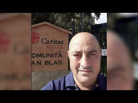 "Inti se tibqa' sejjer hekk papà? Dik il-mistoqsija bidlitli ħajti" - Charles.