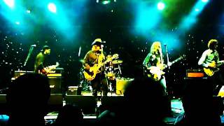 Warren Haynes Christmas Jam 2011 "Ain't Waiting on Tomorrow" Kevin Kinney & The Xmas Family Band
