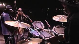 Willie Nelson - Good Hearted Woman (Live at Farm Aid 1986)